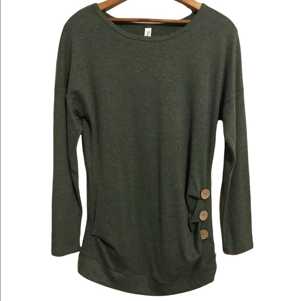 Yincra Women’s Green Sweater Size M